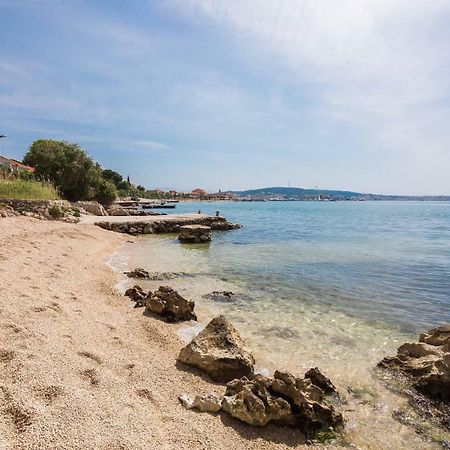 Gem Of The Sea Luxury Beach Apartment With Brand New Heating Infinity Pool Trogir Ngoại thất bức ảnh